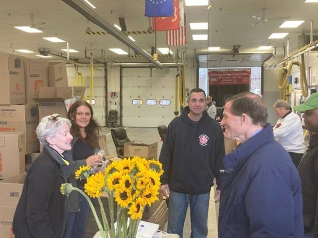 Senator Blumenthal joins the Middletown South Fire District, Wesleyan University, Community Health Center, and the Community Foundation of Middlesex County at an event to collect medical and safety supplies and equipment for Ukrainian fire services as they continue to serve their country in the wake of Putin’s brutal invasion.   